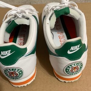 Stranger Things Cortez in good shape